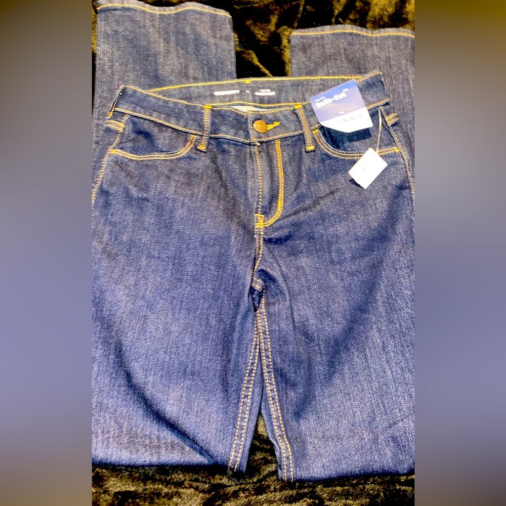 Woman boot cut mid rise